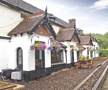 The May Garland Inn Hellingly Exterior foto
